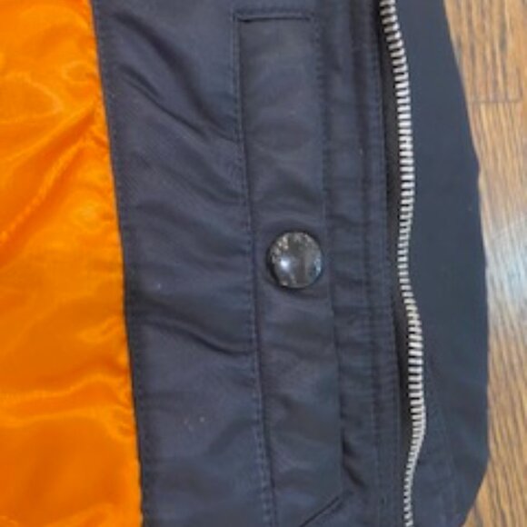 GUC ICONS Manston Nylon Bomber Jacket sz S - Picture 9 of 14